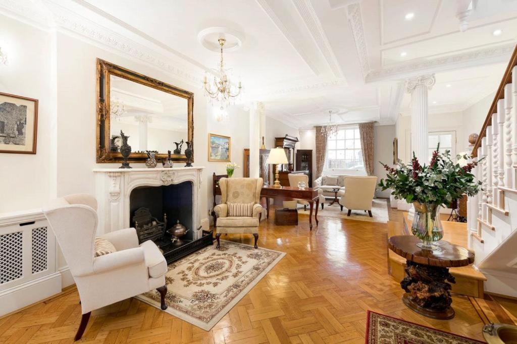 Royal Regency - Sleeps 8 Appartement Londres